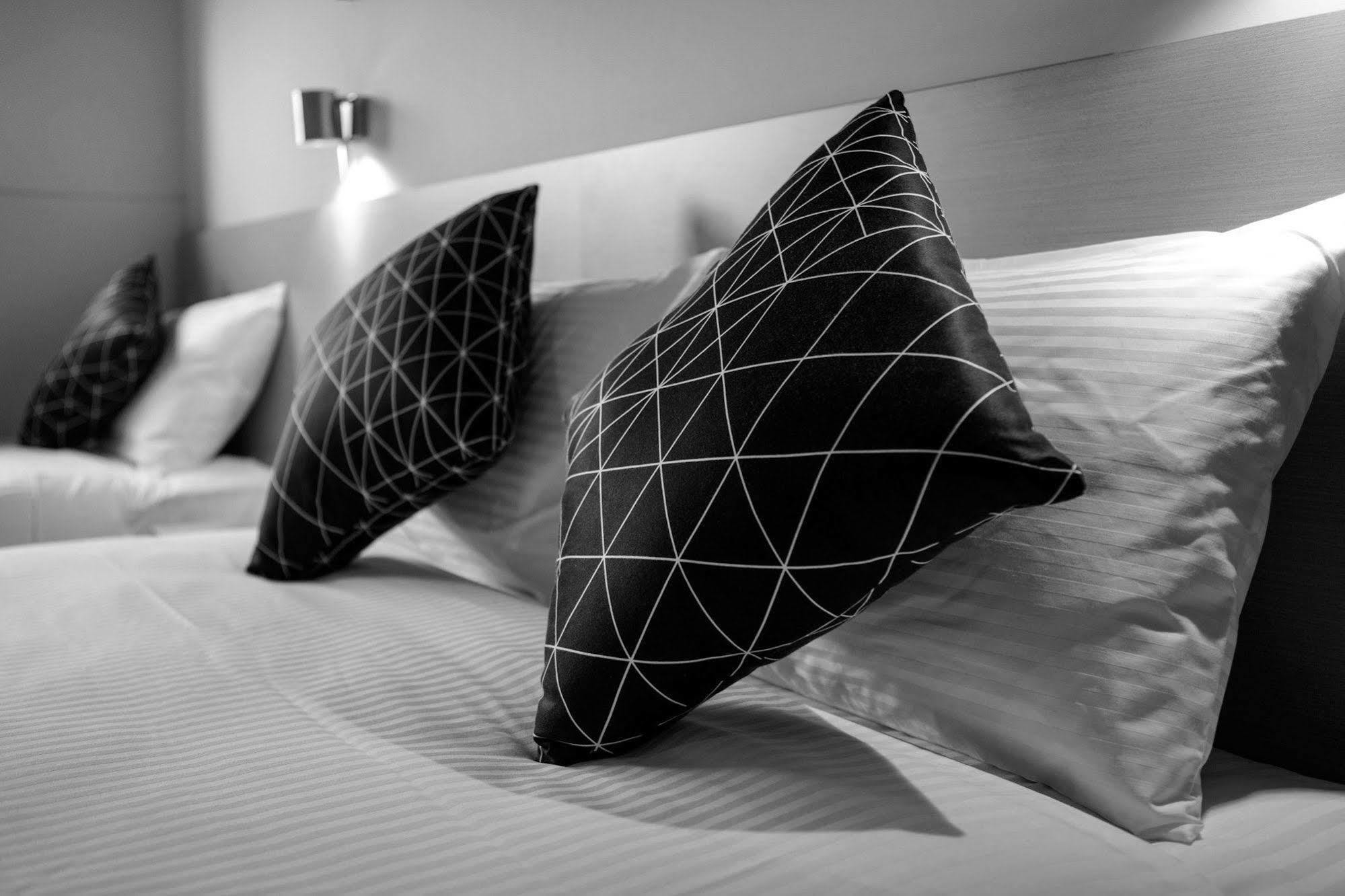 Nightcap At St Albans Hotel Экстерьер фото